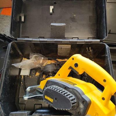 DeWalt corded hand planner