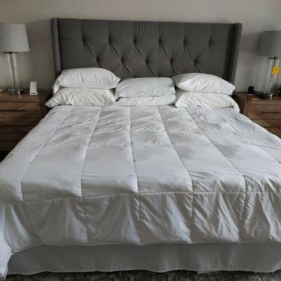 King size bed