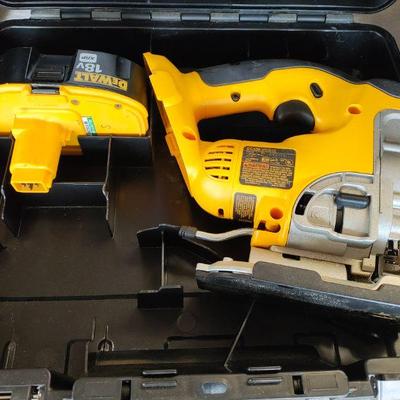 DeWalt DC330 18W cordless jigsaw