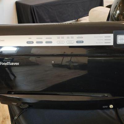 Foodsaver V3460 food vacuum