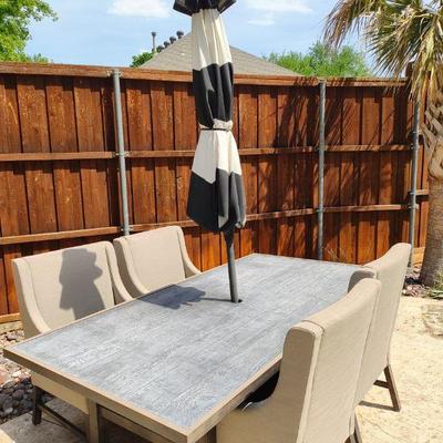 Outdoor dining table and chairs