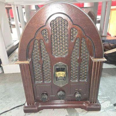 #2794 • General Electric Vintage Style Radio
