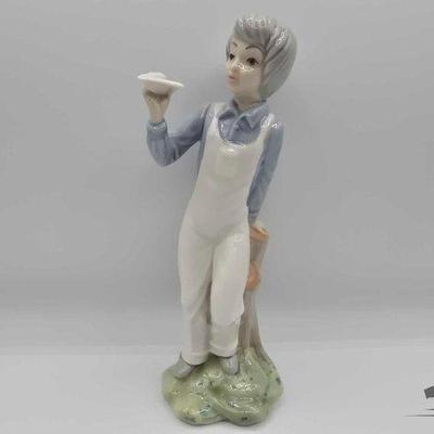 #15062 • Tengra Porcelain Figurine
