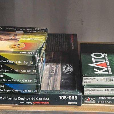 #5216 • (8) Kato N Scale Train Car Sets
