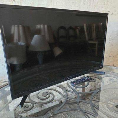 #9008 • 32" Samsung TV
