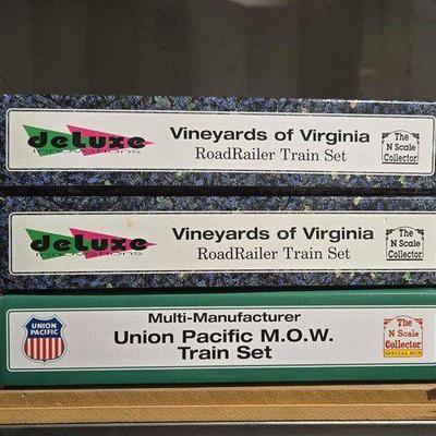 #5206 • (3) The N Scale Collector Train Sets
