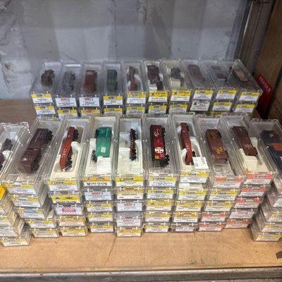 #5358 • (100) Z Scale Model Micro Trains
