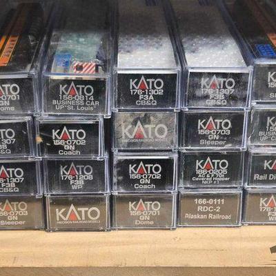 #5218 • (20) Kato N Scale Trains
