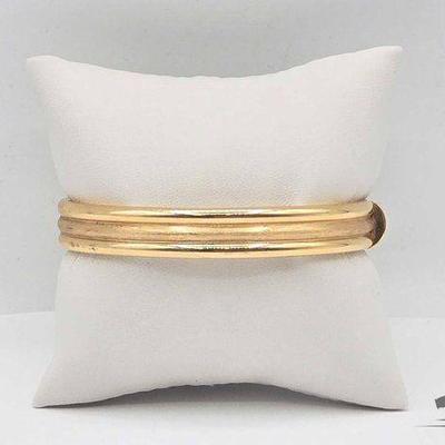 #749 • 14k Gold Clasp Bracelet, 24.13g
