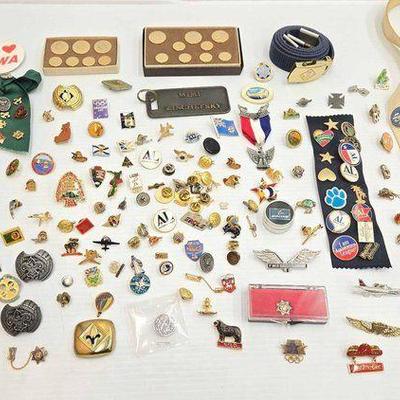 #1925 • Lanyards, Pins & Cub Scout Belt
