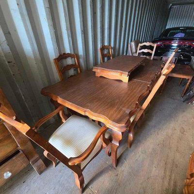 #11010 • Double Leaf Dining Table with (6) Chairs
