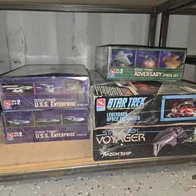 #5224 • NEW!!! (5) Star Trek Models
