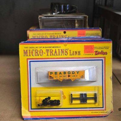 #5208 • (10) N & Z Scale Trains & Accessories
