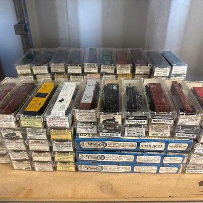 #5344 • (100) N Scale Model Kadee Micro Trains
