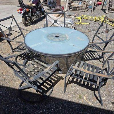 #81002 • Metal & Glass Patio Table & (5) Chairs
