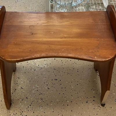 1940's Cushman Colonial Vanity Bench by Heywood Wakefield AAA1155 $200