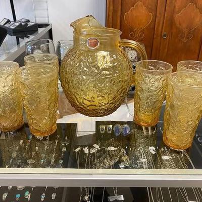 AAA5036 - Anchor Hocking Honey Gold Beverage Set $60