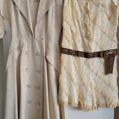 LADIES VINTAGE CLOTHING LOT
