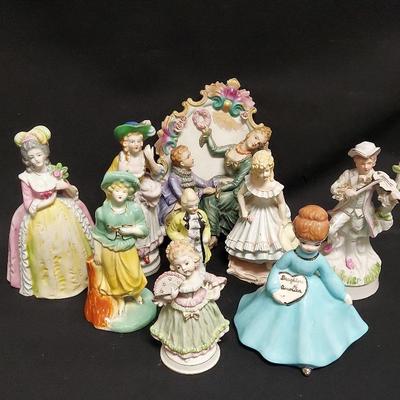 CHARMING FIGURINE COLLECTION 