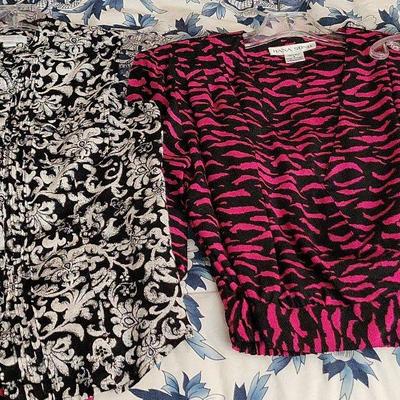 WOMEN'S BLOUSES SIZE 4 PETITE 