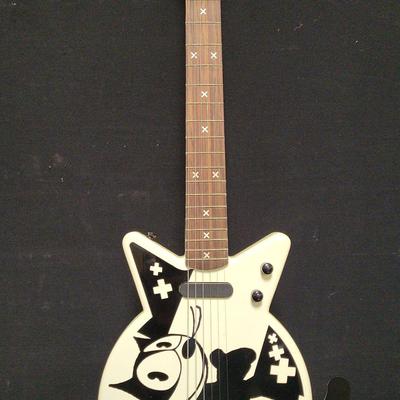 ORIOLS FELIX THE CAT ELECTRIC GUITAR 
