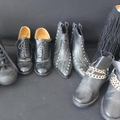 WOMEN'S CASUAL SHOE LOT