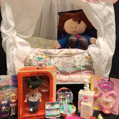 FUN FROM THE 90S PRECIOUS MOMENTS, ROSIE O'DONNELL, TROLLS, POLLY POCKETS, AND DISNEY MOUSEKETEER
