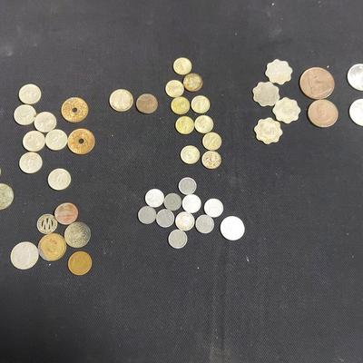 ASSORTED VINTAGE COINS 