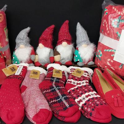 CHRISTMAS LOT