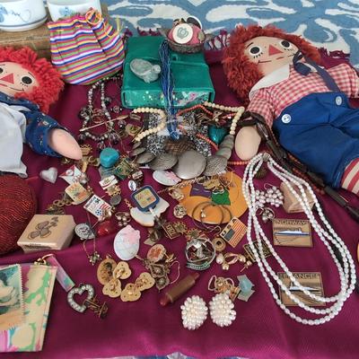 COSTUME JEWELRY AND MORE 