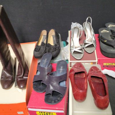 ELEGANT DESIGNER SIZE 7 SHOES AND BOOTS 
