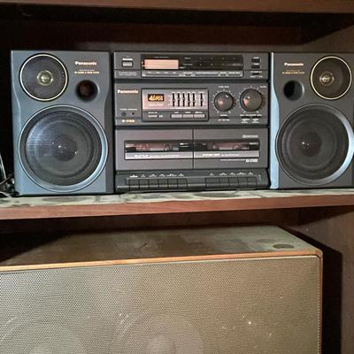 Panasonic RX-DT680 AM/FM Cassette CD Stereo Boombox with Speakers