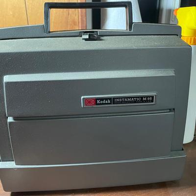 Vintage Kodak Instamatic M95 Movie Projector