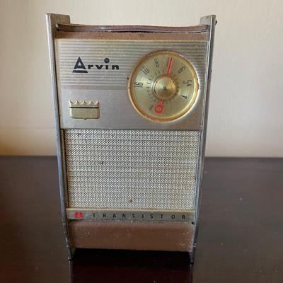 Vintage Arvin 8 Transistor Radio