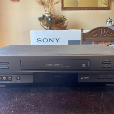 Toshiba VHS VCR W614 with Remote – Hi-Fi Stereo & Auto Setup