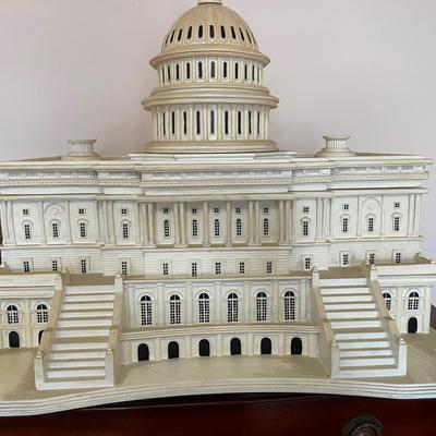 American Heritage Collection U.S. Capitol Humidor – Limited Edition