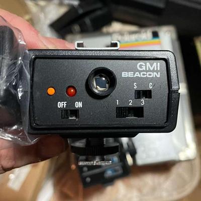 GMI Beacon Wireless Flash Trigger System – Transmitter & Receiver Set, Tested