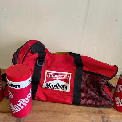 Vintage Marlboro Adventure Team Duffel Bag + 4 Thermoses – Red Retro Set