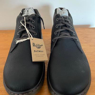 New Dr. Martens Barnie Black Grizzly Leather Boots – US Men's Size 10