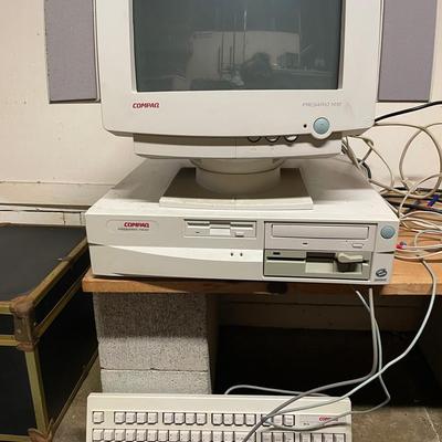 Vintage PC Gaming Bundle - Gravis MK VI Controller & Compaq Presario 7170 PC