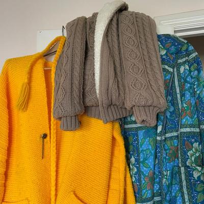 3 Cozy Vintage Sweaters – Wool, Sherpa-Lined, and Quilted Floral