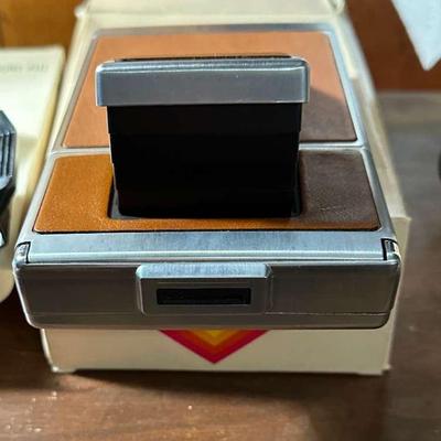 Polaroid SX-70 Land Camera with Original Box – Iconic Vintage Folding Instant Camera