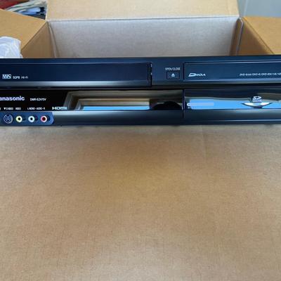 Panasonic DMR-EZ475V VHS to DVD Recorder with HDMI & Remote