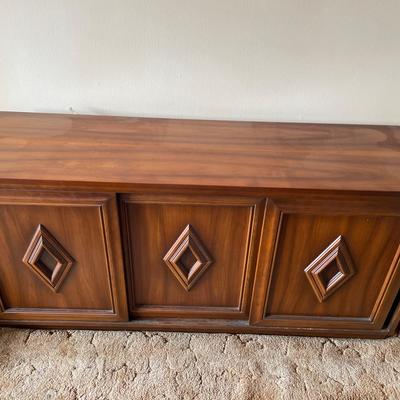 Mid-Century Modern Walnut Sideboard Cabinet
