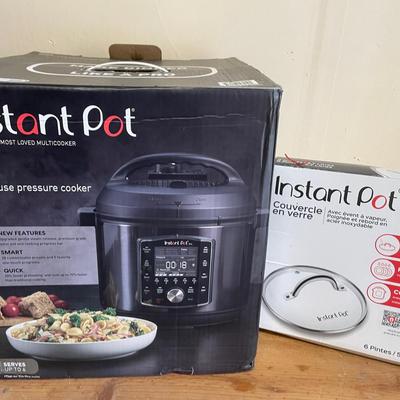 Instant Pot Pro 6-Quart Multi-Use Pressure Cooker with Glass Lid & Accessories – New in Box