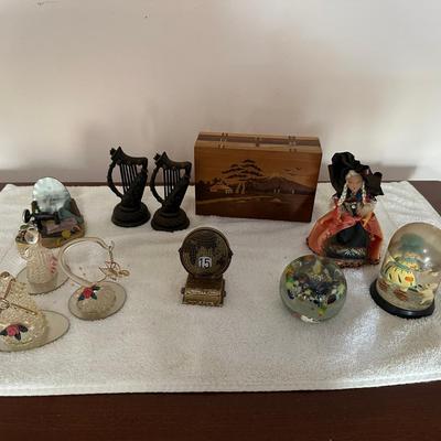 Vintage Assorted Figurines, Snow Globes & Decor – Mixed Materials