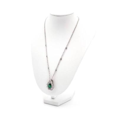 VK 925 Sterling Silver Necklace with Green Gemstone Pendant