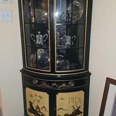 Asian Black Lacquered Corner Display Curio Display Hutch with Storage Cabinet