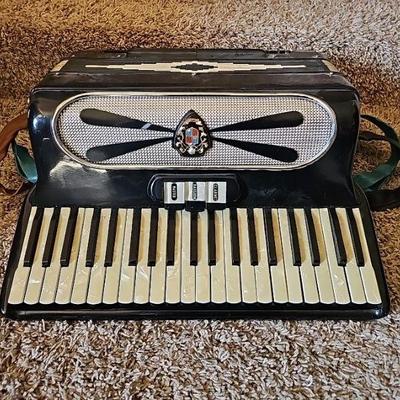 Vintage Contello Accordion Made In Italy