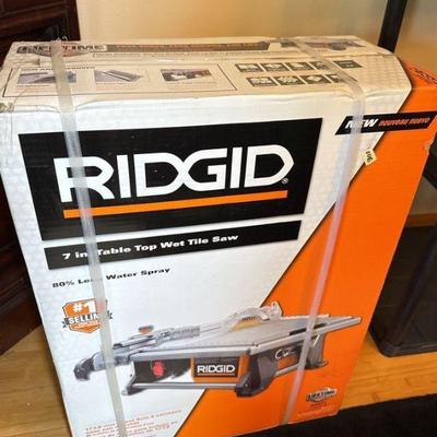 Rigid Tabletop Wet Tile Saw, New in Box